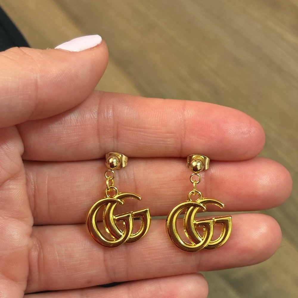 Gold Gucci earrings
